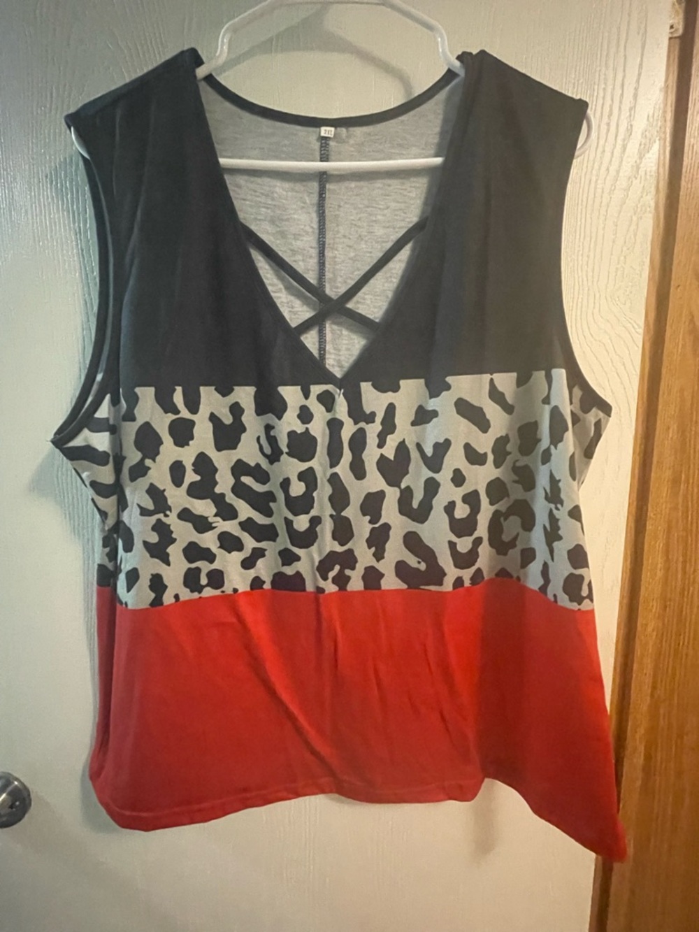 Women’s Colorblock Leopard Print Sleeveless Top - Black, Gray & Red